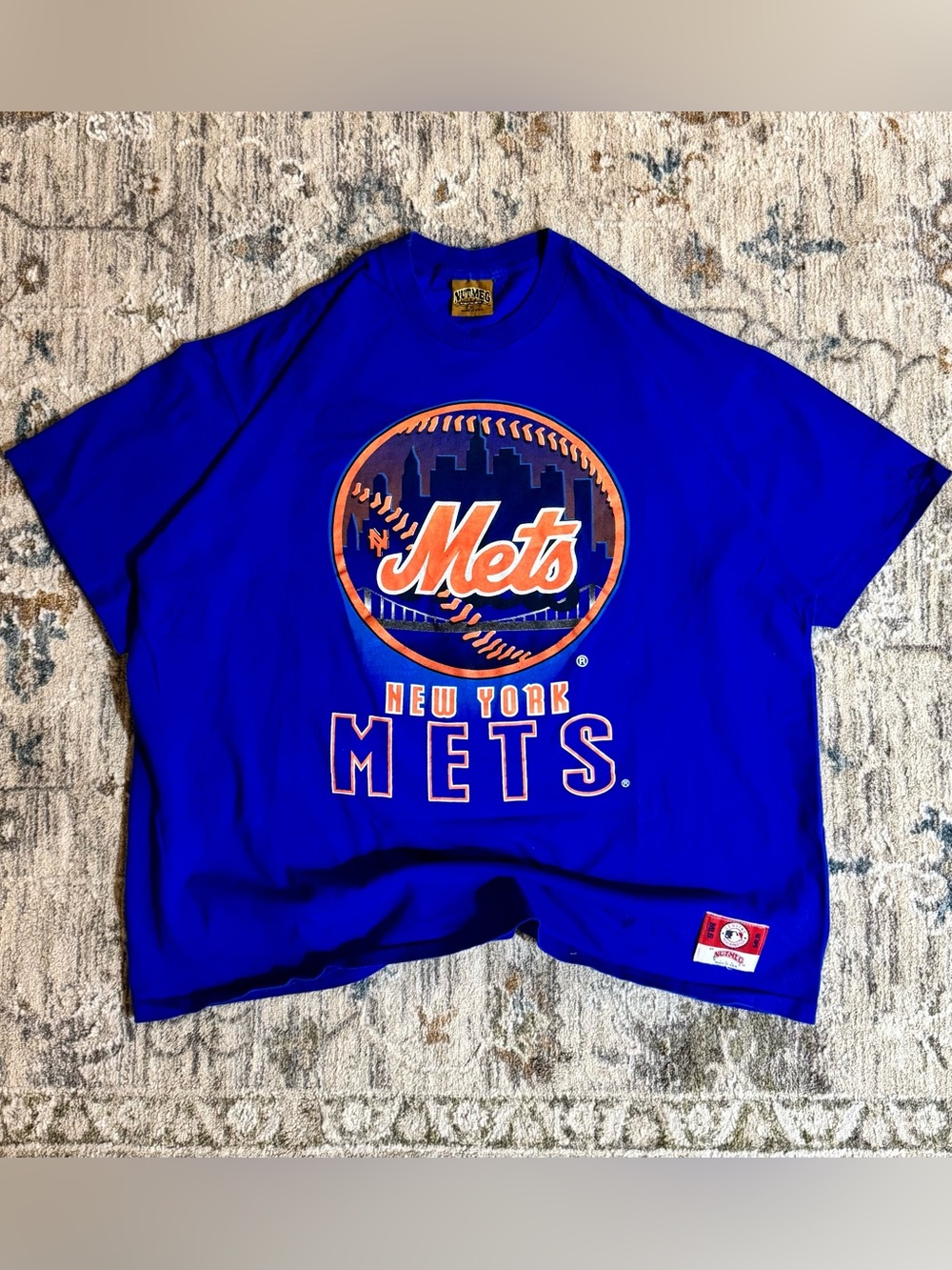 Vintage 90's Nutmeg New York Mets single stitch T-shirt